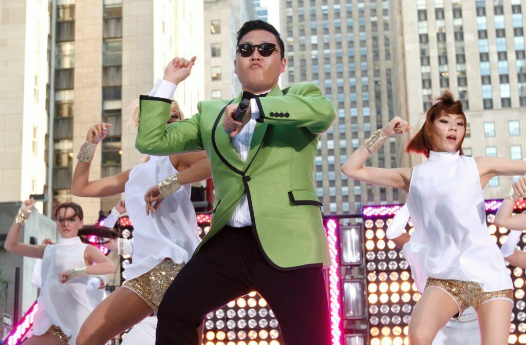 PSY performs Gangham Style