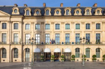 Ritz Paris проведет аукцион исторической мебели, предметов интерьера и сервировки